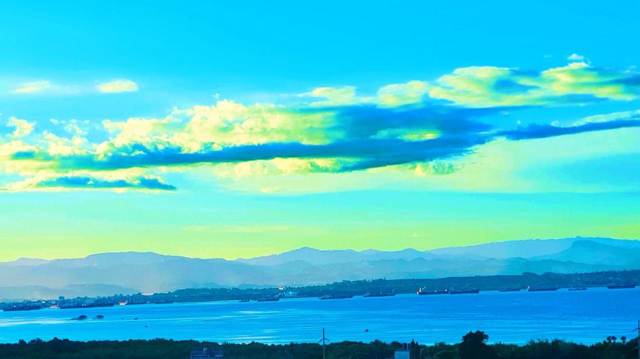 Mactan Newtown - New Modern Condo With Ocean View มักตัน ภายนอก รูปภาพ