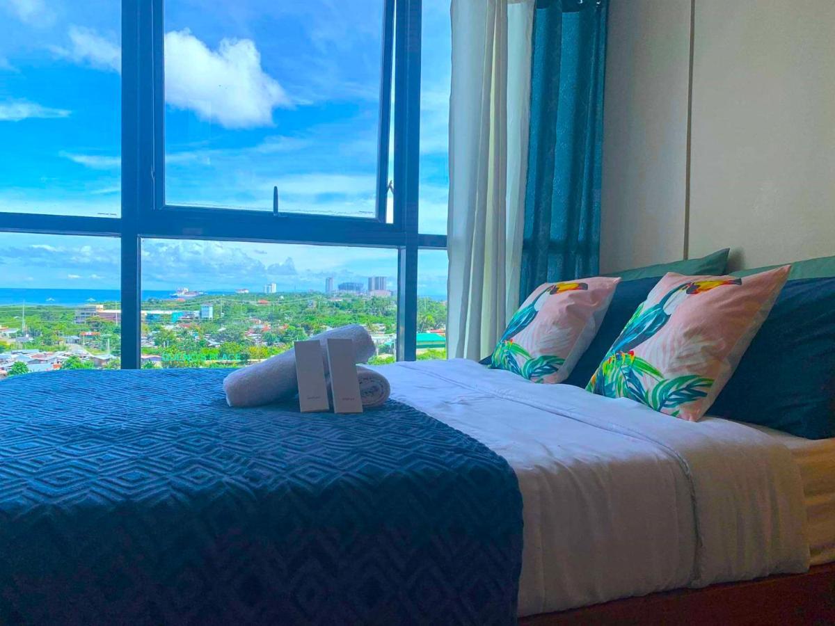 Mactan Newtown - New Modern Condo With Ocean View มักตัน ภายนอก รูปภาพ